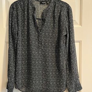 Black and white long sleeve blouse. Size small